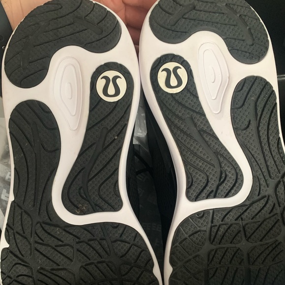 Lululemon Blissfeel womens running shoe - Picture 8 of 8